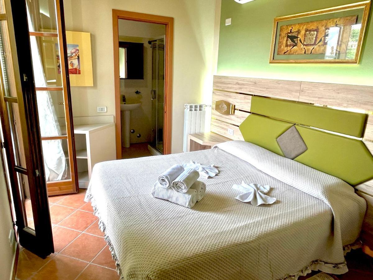 Podere Cortesi Agriturismo Molinaccio ซานตาลูเช ภายนอก รูปภาพ
